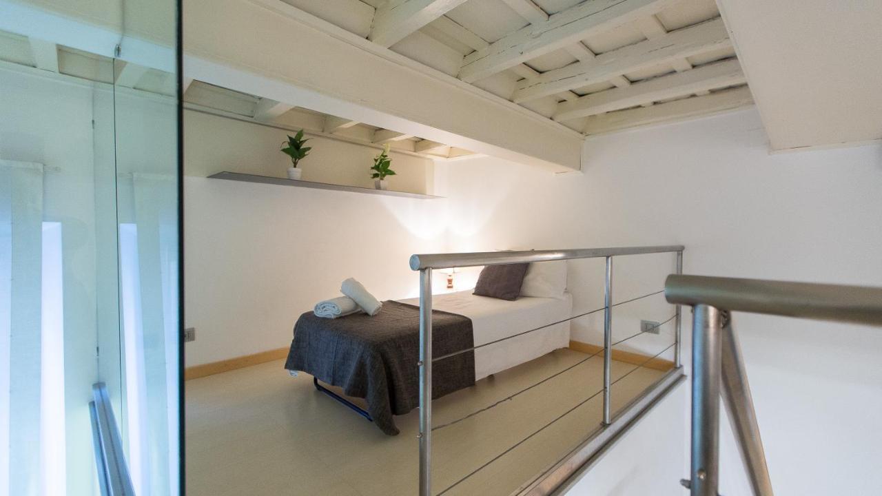 Barberini Square Apartment Rome Bagian luar foto