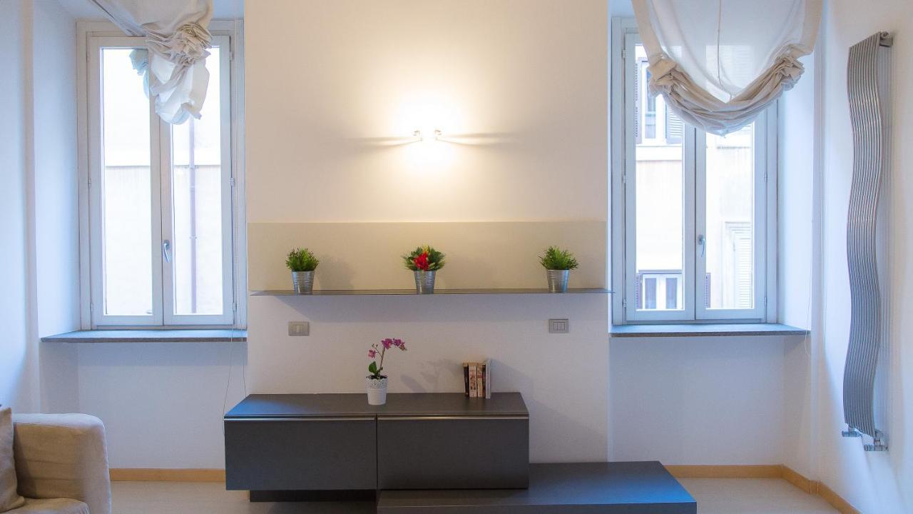 Barberini Square Apartment Rome Bagian luar foto