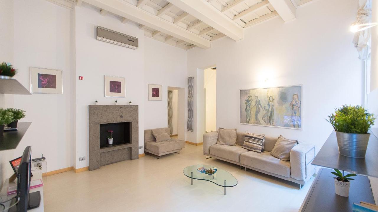 Barberini Square Apartment Rome Bagian luar foto