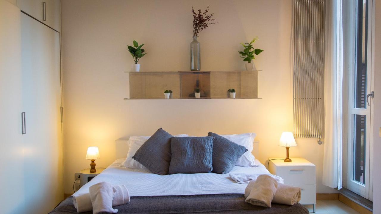 Barberini Square Apartment Rome Bagian luar foto